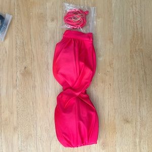 Victoria’s Secret underwire bandeau bikini top
